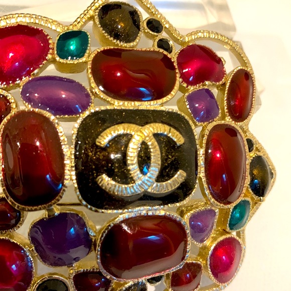 CHANEL CC Multicolor Gem Stone Large Vendura Style Brooch Pin Gold Pink Purple - Picture 6 of 13